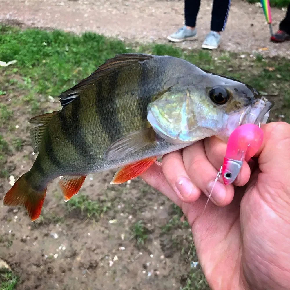 TEKNIK Black Minnow Body