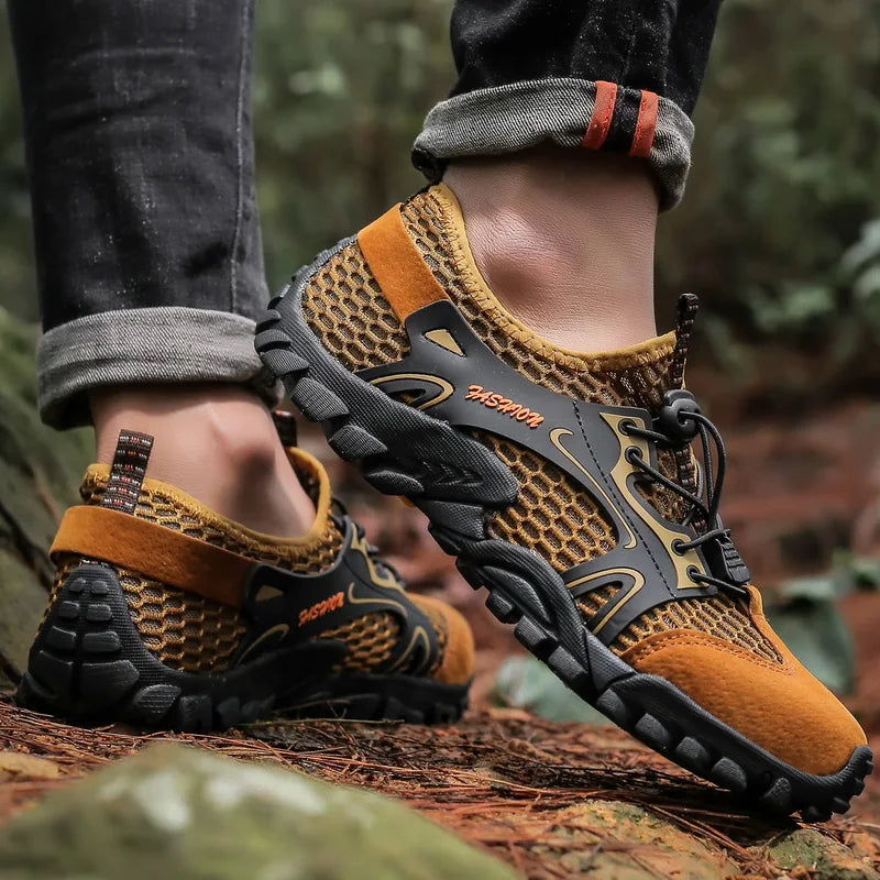 Outdoor Anti-slip Wear-resistant Shoes for Men